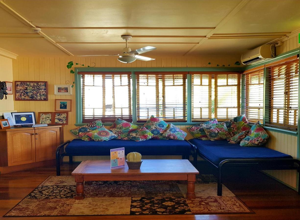 Tropic Days Boutique Hostel Cairns Extérieur photo